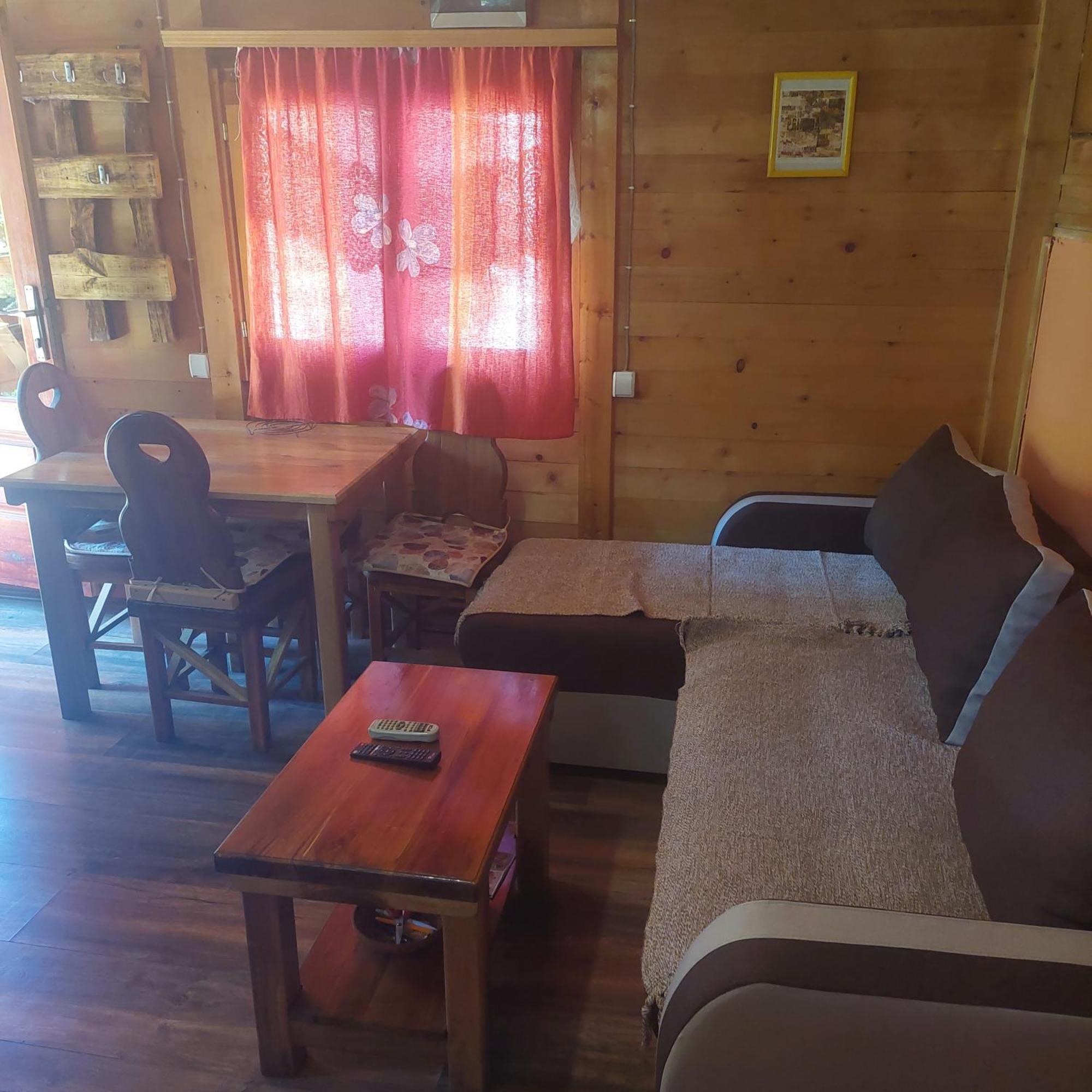 Little Heaven Apartments Jezdici Bagian luar foto